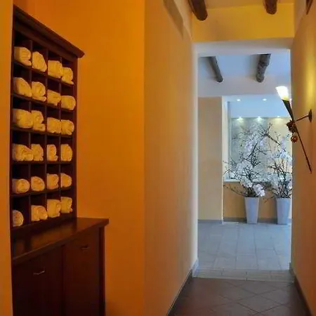 Montalbano Hotel فندق مونتالبانو إليكونا