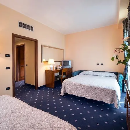 Montalbano Hotel 4* مونتالبانو إليكونا