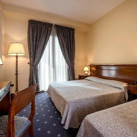 فندق Montalbano Hotel